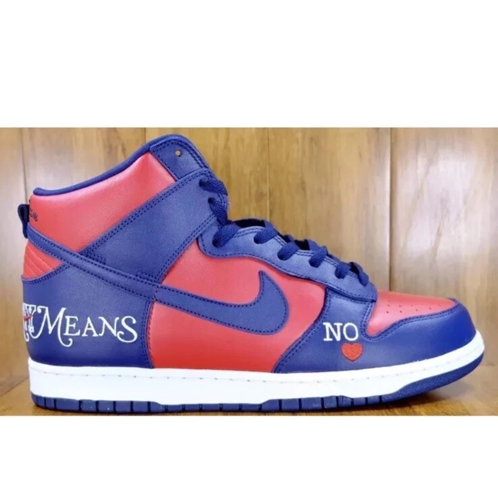Nike Dunk x Supreme By any means size 8